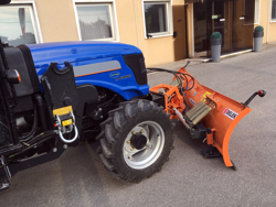 frontal sne blad med universel plade til traktor ln 220 a