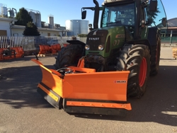 sneplov for traktor med tre punkts fæste lnv 300 c