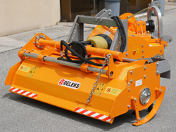 tung jordfræser for traktorer hydraulisk sideforskydning dfh idr 135