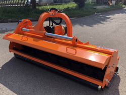 slagleklipperen betepusder med justerbar sideforskydning for traktorer toro 240