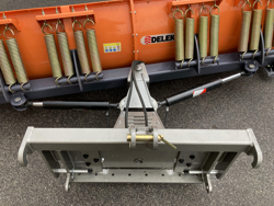 frontal sne blad med 3 punkt fæste til traktor ln 250 c