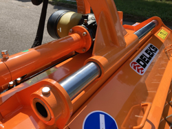 slagleklipperen betepusder med justerbar sideforskydning for traktorer toro 200