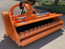 slagleklipperen betepusder med justerbar sideforskydning for traktorer toro 200