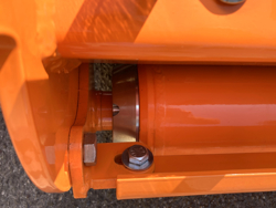 slagleklipperen betepusder med justerbar sideforskydning for traktorer toro 220