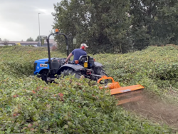 slagleklipperen 140cm betepudser med justerbar sideforskyvning til traktorer med 30 70hk leopard 140 sp