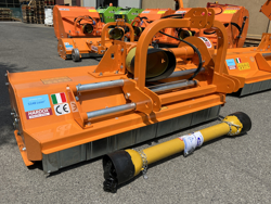 slagleklipperen 140cm betepudser med justerbar sideforskyvning til traktorer med 30 70hk leopard 140 sph