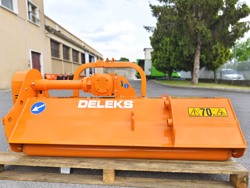 slagleklipperen 140cm betepudser med justerbar sideforskyvning til traktorer med 30 60hk lincione 140 sp