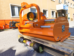 slagleklipperen 120cm betepudser med justerbar sideforskyvning til traktorer med 30 60hk lincione 120 sp rev