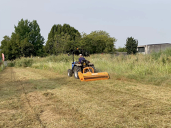 slagleklipperen med justerbar sideforskydning til traktorer mod gepard 190