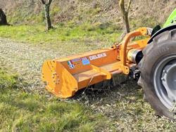 slagleklipperen med justerbar sideforskydning til traktorer mod gepard 210