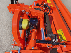 slagleklipperen betepusder med justerbar sideforskydning for traktorer gorilla 220