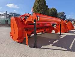 slagleklipperen betepusder med justerbar sideforskydning for traktorer gorilla 220