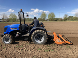 rotorharve med rorvalse for traktorer kr 210