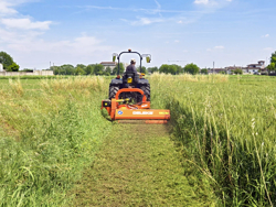 beitepusser kantklipper giraffa130 til traktorer deleks