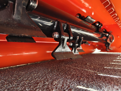 slagleklipper med justerbar sideforskydning for traktorer med 60 100hk cervo 200