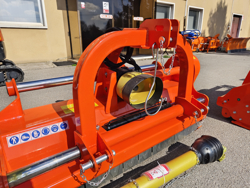slagleklipper med justerbar sideforskydning for traktorer med 60 100hk cervo 180