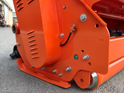 slagleklipper med justerbar sideforskydning for traktorer med 60 100hk cervo 200