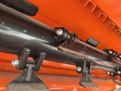 slagleklipper med justerbar sideforskydning for traktorer med 60 100hk grizzly 200 renoveret 88