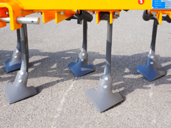 cultivator 215cm tiller with springs for soil preparation mod de 215 9 v