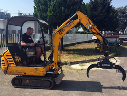 log grapple for mini diggers and forest cranes dk 10