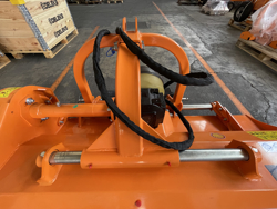 shredder with hydraulic side shift for orchard tractors mod jaguar 150