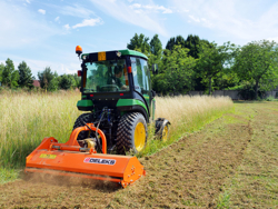 shredder with hydraulic side shift for orchard tractors mod jaguar 130