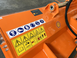 shredder with hydraulic side shift for orchard tractors mod jaguar 130