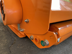 shredder with hydraulic side shift for orchard tractors mod jaguar 130