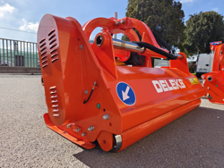 adjustable sideshift mower for tractors shredder mulcher cervo 160