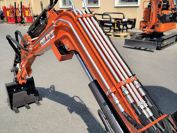 mini excavator 1.1 ton e110